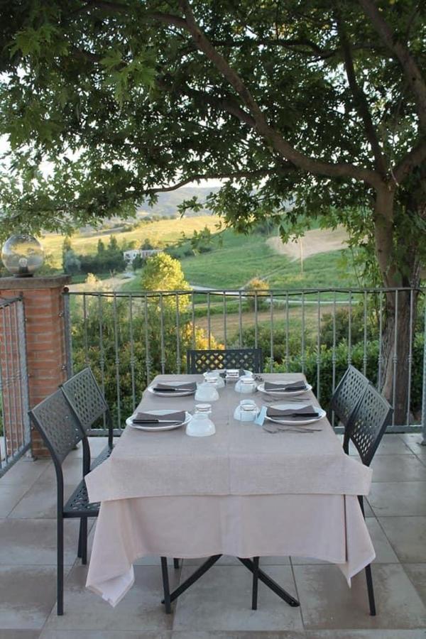 Agriturismo Il Colore Del Grano San Vittore  Exterior foto