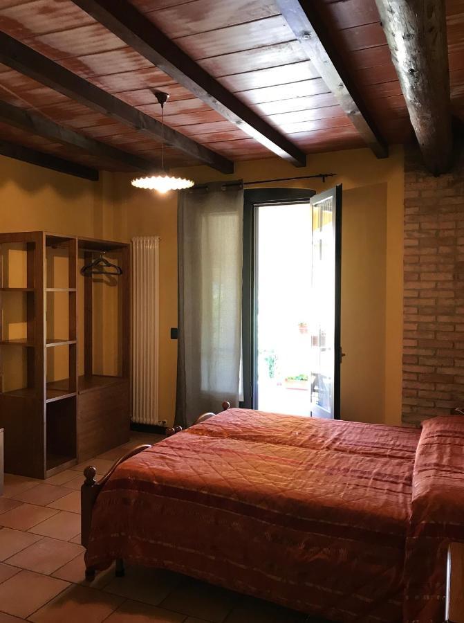 Agriturismo Il Colore Del Grano San Vittore  Exterior foto